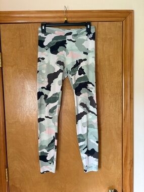 New Balance Camo Leggings
